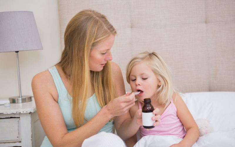 Το παιδί μου έχει βήχα, τι κακό έχει το σιρόπι;
