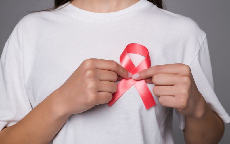 Καρκίνος του μαστού: «Θετικός στον υποδοχέα οιστρογόνου»