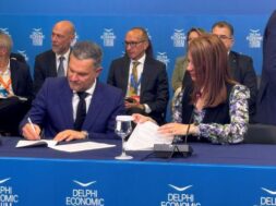 5343e66b-8c7e-a847-d1bf-82ba8b852048