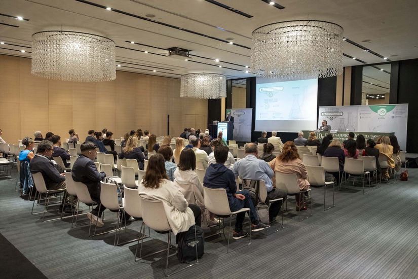 Επίκαιρα επιστημονικά θέματα και νέες υπηρεσίες υγείας μέσω των φαρμακείων συζητήθηκαν στο 10ο ΠΣΕΦ ΦΣΘ