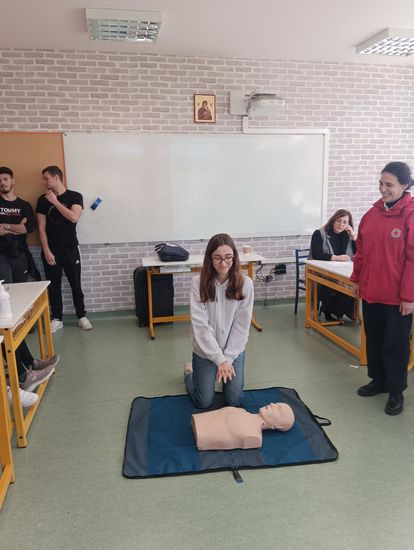 Σεμινάρια Πρώτων Βοηθειών για μαθητές της Ερασμείου Ελληνογερμανικής Σχολής από τον Ε.Ε.Σ.