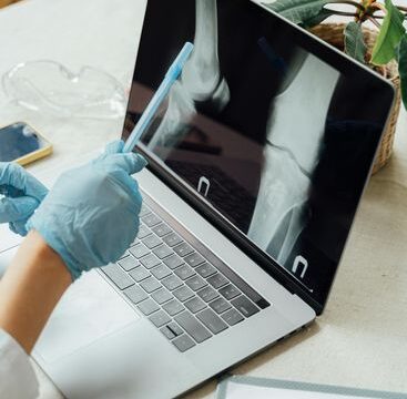 pexels-shkrabaanthony-5214961