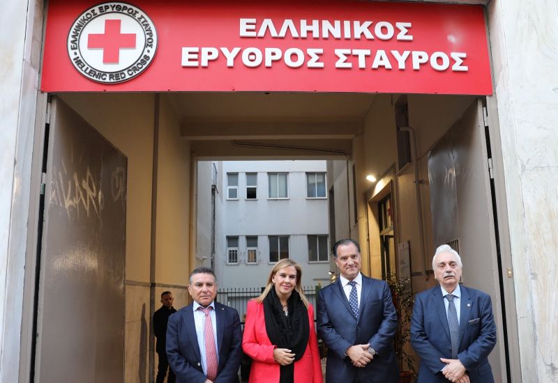Ο Πρόεδρος του Ελληνικού Ερυθρού Σταυρού υποδέχθηκε τον Υπουργό Υγείας και την Υφυπουργό Ανάπτυξης στο υπερσύγχρονο Εθνικό Κέντρο Συντονισμού και Διαχείρισης Κρίσεων του ΕΕΣ