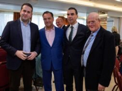 viruscomgr_nefropatheis_pita_yppurgeio_-3
