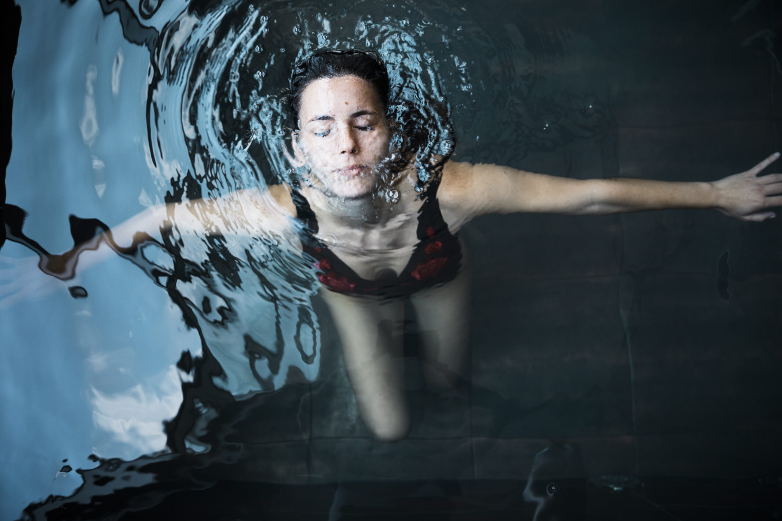 Ποιο είναι το μέσο ποσοστό νερού στο ανθρώπινο σώμα;