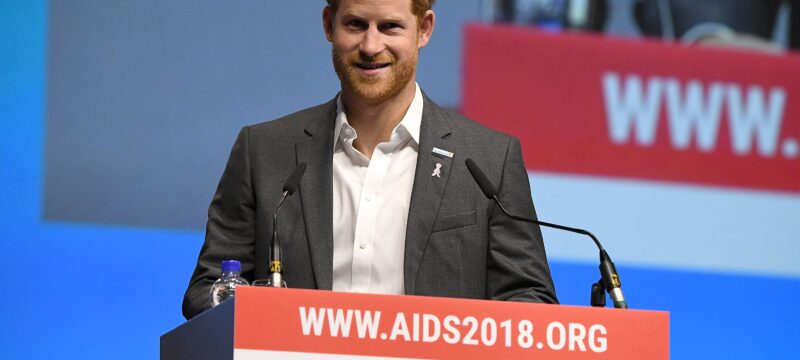 prince-harry-duke-of-sussex-presents-onstage-at-the-launch-news-photo-1004465766-1532613513