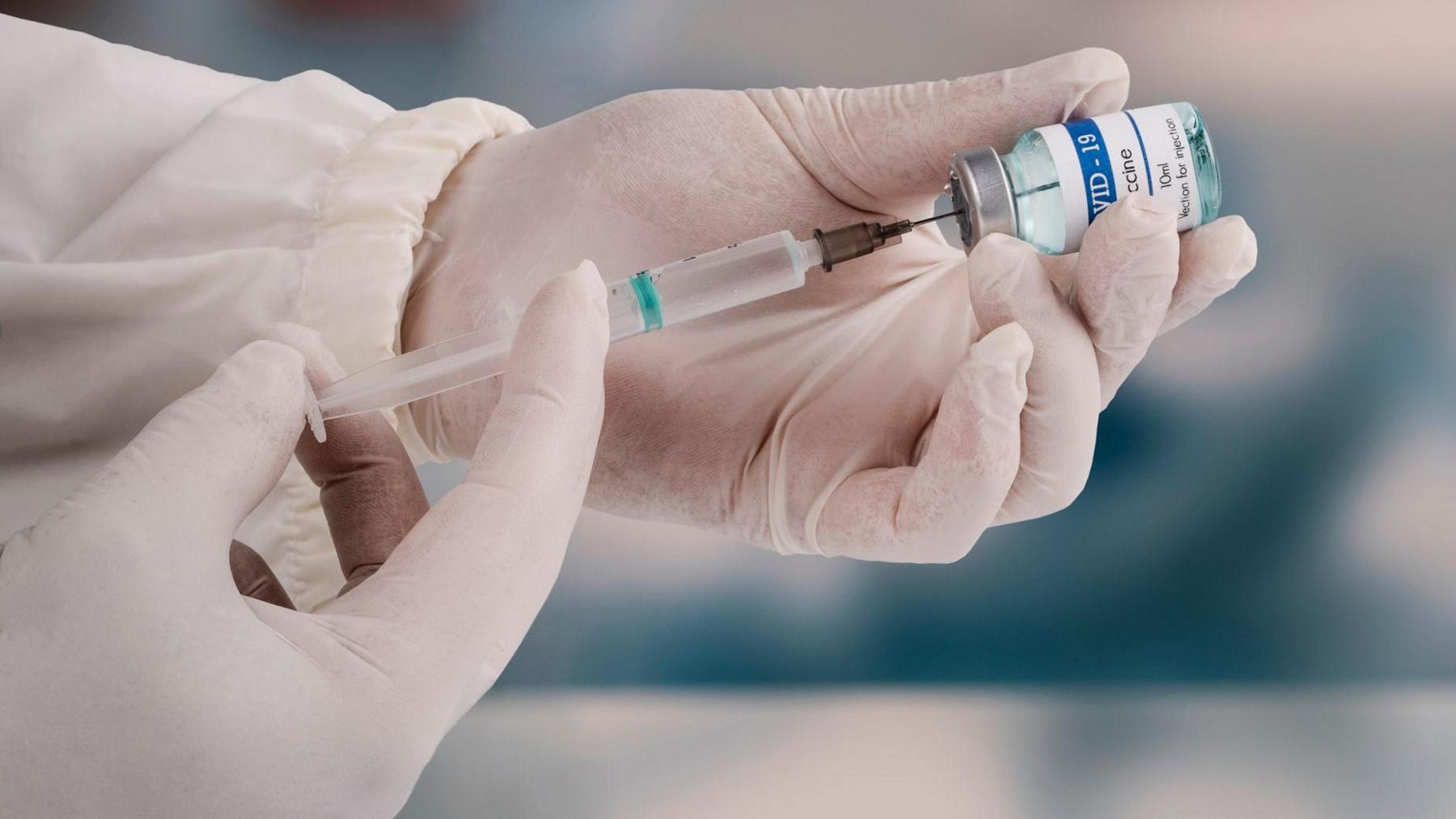 Ενημέρωση και εμβολιασμός: Τα όπλα μας απέναντι στις λοιμώξεις