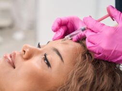 recieve-Botox-Injection-1409471094-770×533-1_jpg