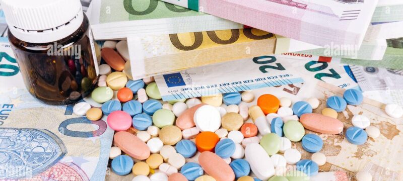 the-pills-are-on-european-money-pills-and-euro-money-euro-notes-and-pills-2AH8EA7