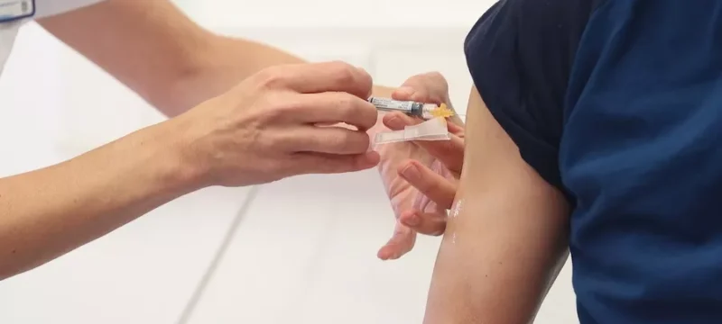 emvoliasmos-vaccina-influenza-gripi