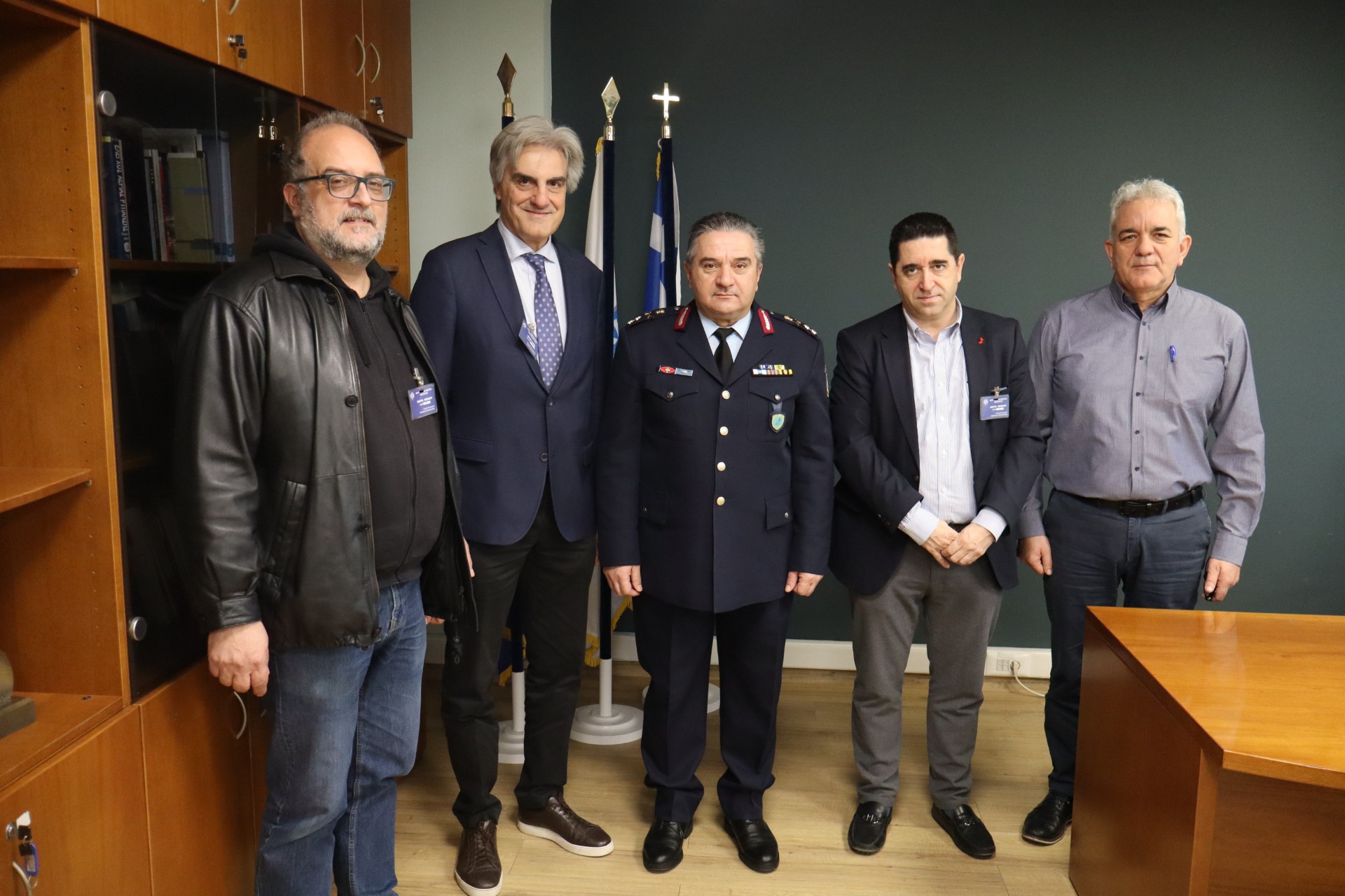 Μπαράζ κλοπών σε φαρμακεία – Αύξηση μέτρων αυτοπροστασίας από ΦΣΘ και ΕΛ.ΑΣ.