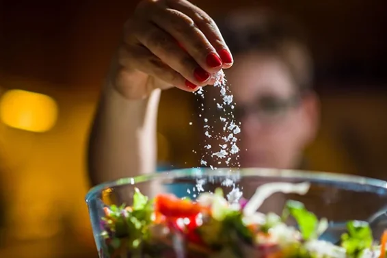 adding-salt-to-salad-ss-no-exp-620×400