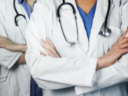 ethniki-stratigiki-gia-tis-spanies-pathiseis-i-epomeni-proklisi-gia-to-systima-ygeias