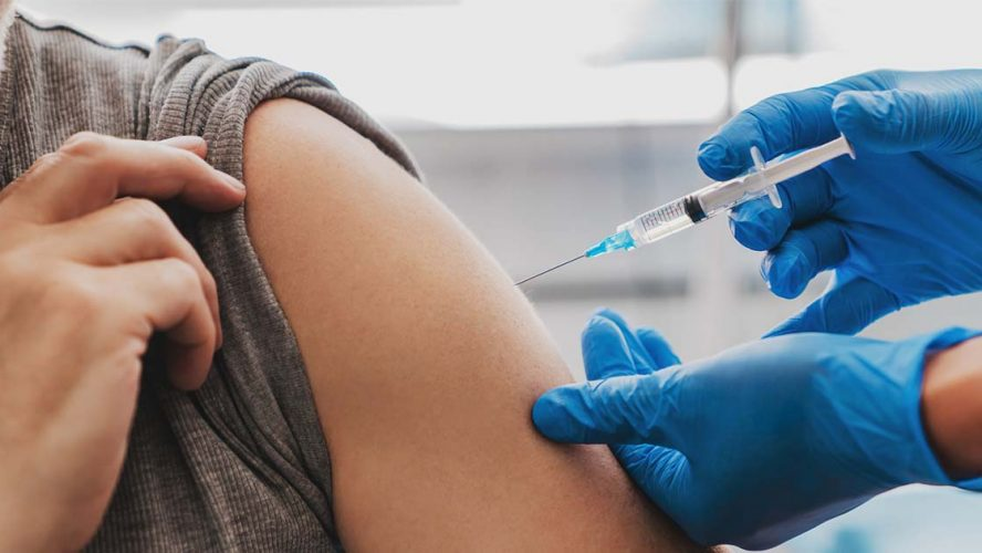 Γιατί οι ενήλικες χρειάζονται εμβόλια – Όσα πρέπει να γνωρίζετε