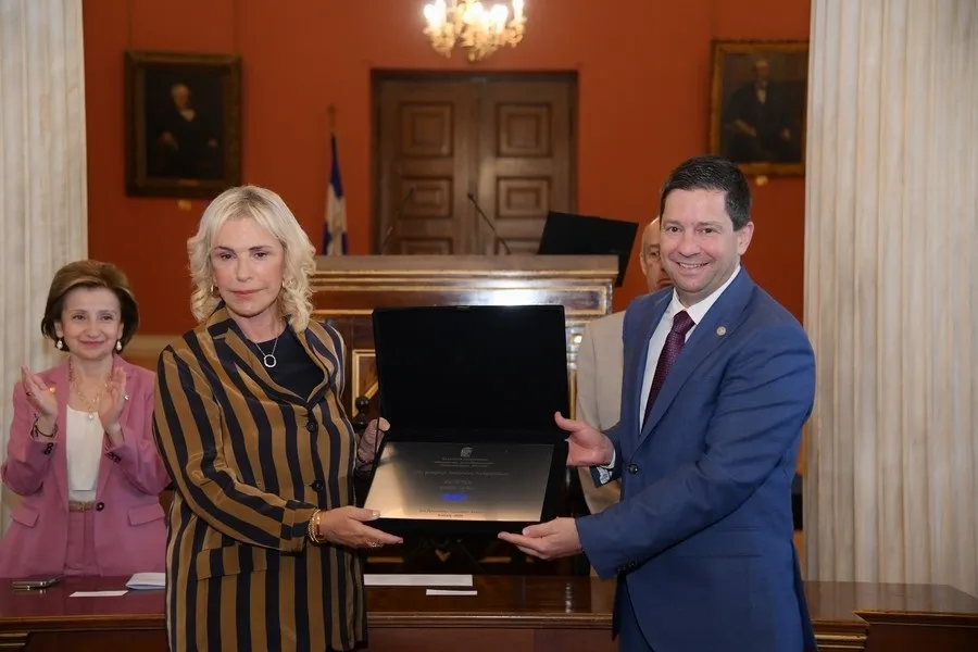 ΕΚΠΑ: 106 απινιδωτές σε όλα τα κτίρια – Εκπαίδευση φοιτητών και προσωπικού