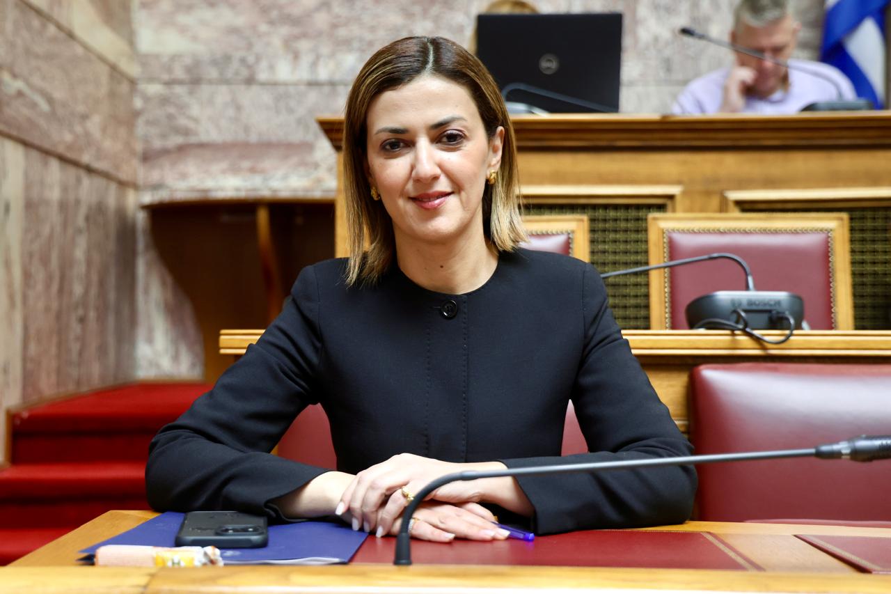 Νέοι κανόνες στα σχολικά κυλικεία – Παρεμβάσεις Αγαπηδάκη για την παιδική παχυσαρκία