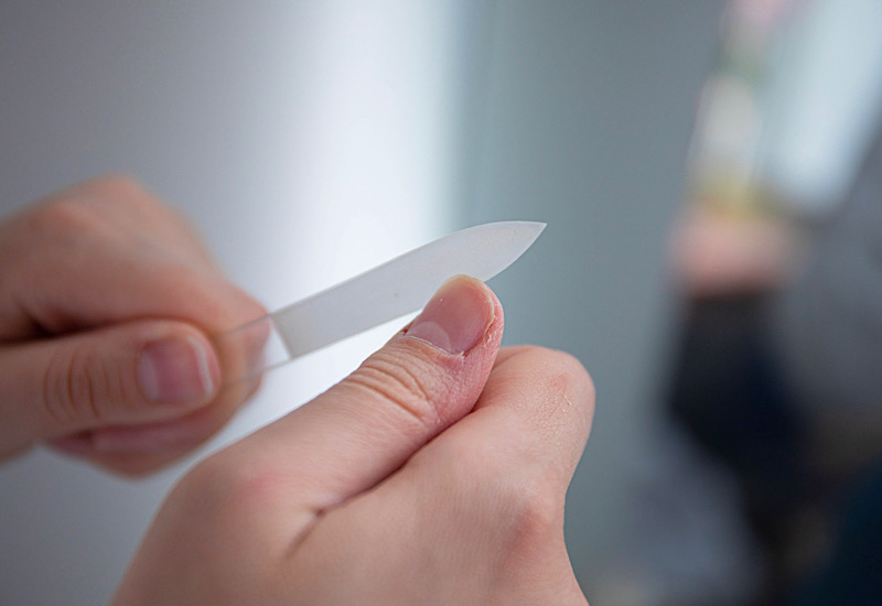 Μύκητες στα νύχια: Τα συμπτώματα και οι τρόποι αντιμετώπισης